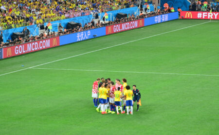 慈善活动中 慈善活动中