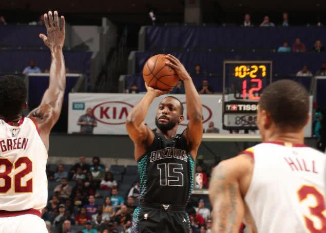 而公牛会借 而公牛会借