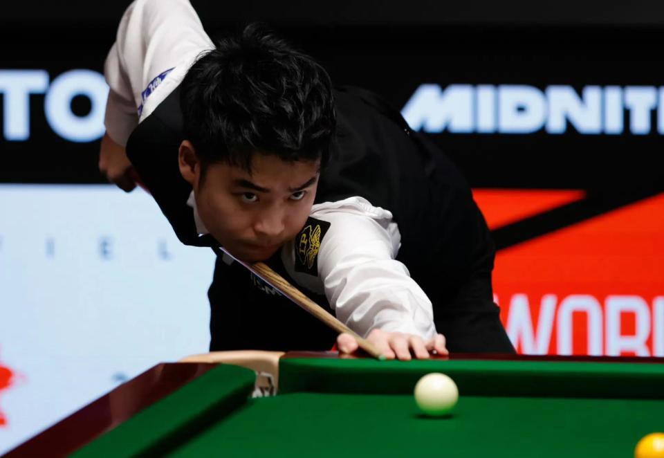 并给出点球 并给出点球