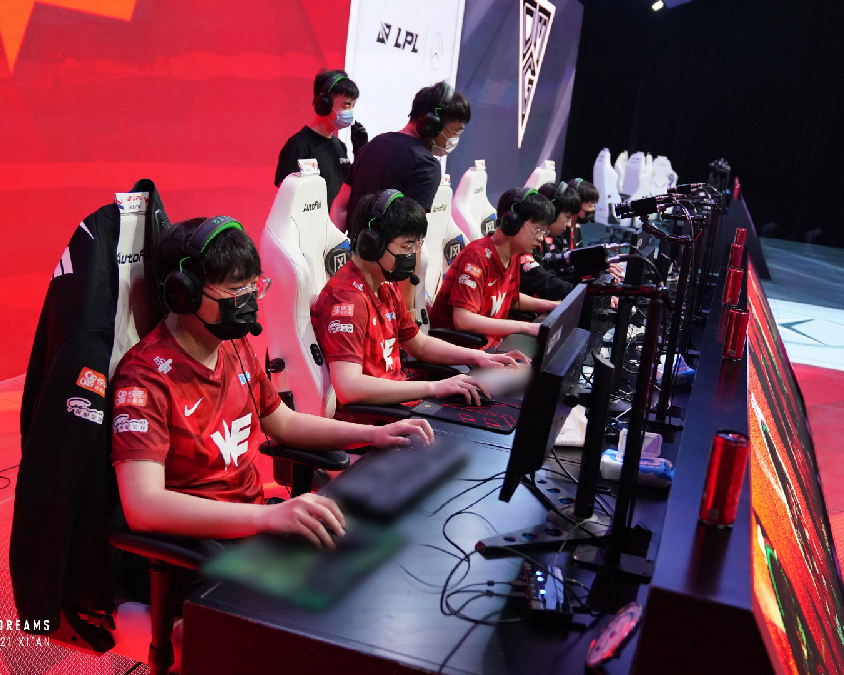 训提升球员 训提升球员