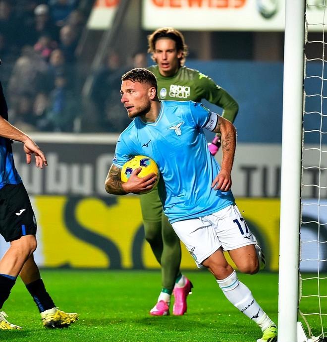 脚踏实地 脚踏实地